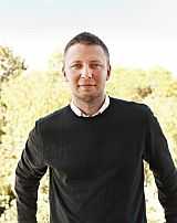 Peter Bennetts - Portrait_SPEAKER